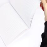 دفتر منگنه ای 40 برگ پاستلی از برند کیفت KIFET خط دار رنگ های پاستلی چشم نواز سایز : 21x14 سانتیمتر با افتخار ساخت ایران عکس داخل دفتر