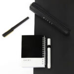دفترچه 80 برگ پنتون مشکی Pantone از برند کیفت KIFET خط دار برگه های بسیار با کیفیت رنگ های پاستلی چشم نواز سایز : 14X10 سانتیمتر با افتخار ساخت ایران