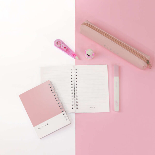 دفترچه 80 برگ پنتون صورتی Pantone از برند کیفت KIFET خط دار برگه های بسیار با کیفیت رنگ های پاستلی چشم نواز سایز : 14X10 سانتیمتر با افتخار ساخت ایران