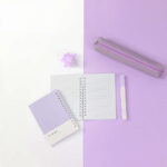 دفترچه 80 برگ پنتون یاسی Pantone از برند کیفت KIFET خط دار برگه های بسیار با کیفیت رنگ های پاستلی چشم نواز سایز : 14X10 سانتیمتر با افتخار ساخت ایران
