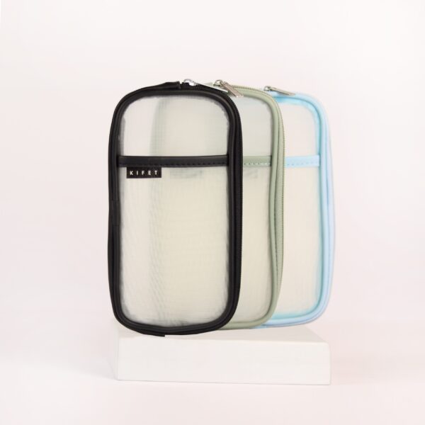 تصویری از جامدادی شفاف پاستلی . از برند KIFET . با رنگ‌های جذاب و توری درجه یک (20×10 سانتی‌متر) - ساخت ایران