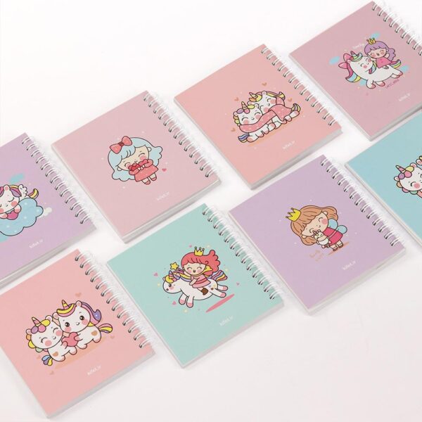 مینی دفترچه فانتزی محصولی از برند کیفت KIFET برگه خط دار 70 گرمی سایز : 10x12 سانتیمتر دارای 8 طرح فانتزی با افتخار ساخت ایران